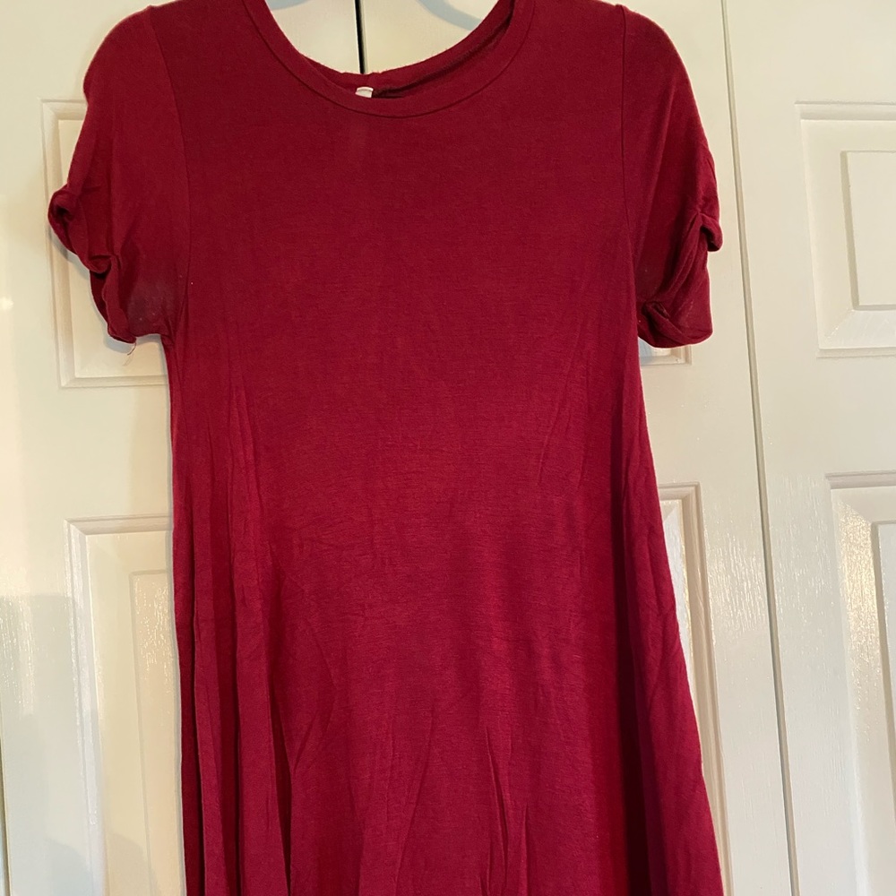 red t shirt dress